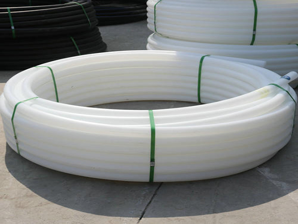 PE塑料管應該怎樣增白？